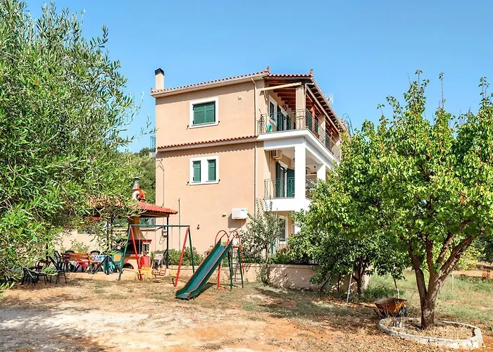 Daratos 5 Apartment *